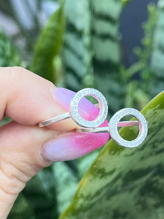 Anillo Agra línea sol