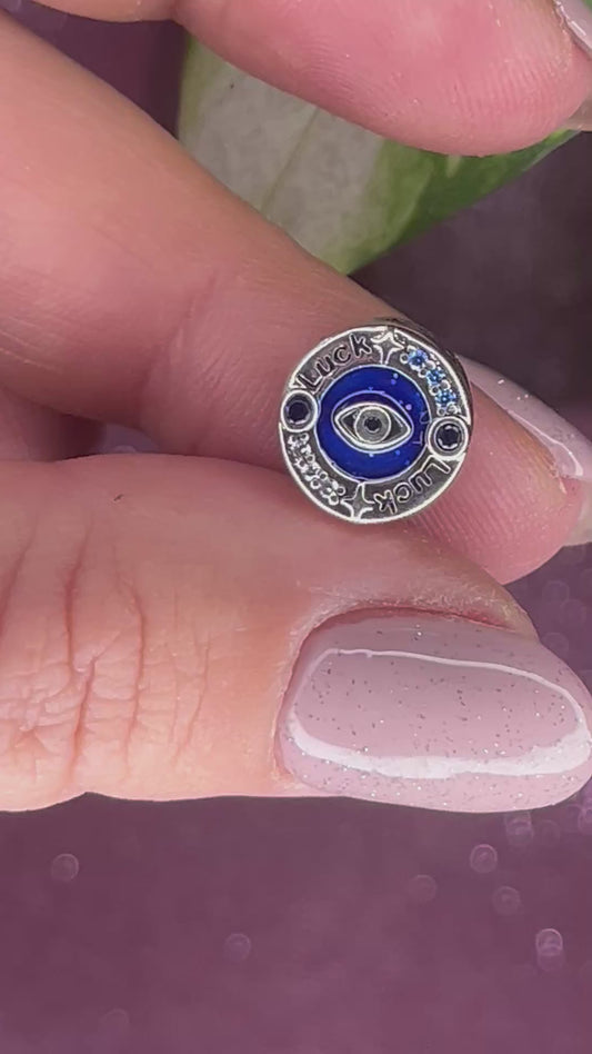 Charm ojo protector pasante frase grabada luck 🍀